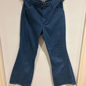 Wrangler Women's Flare Jeans in Dark Blue